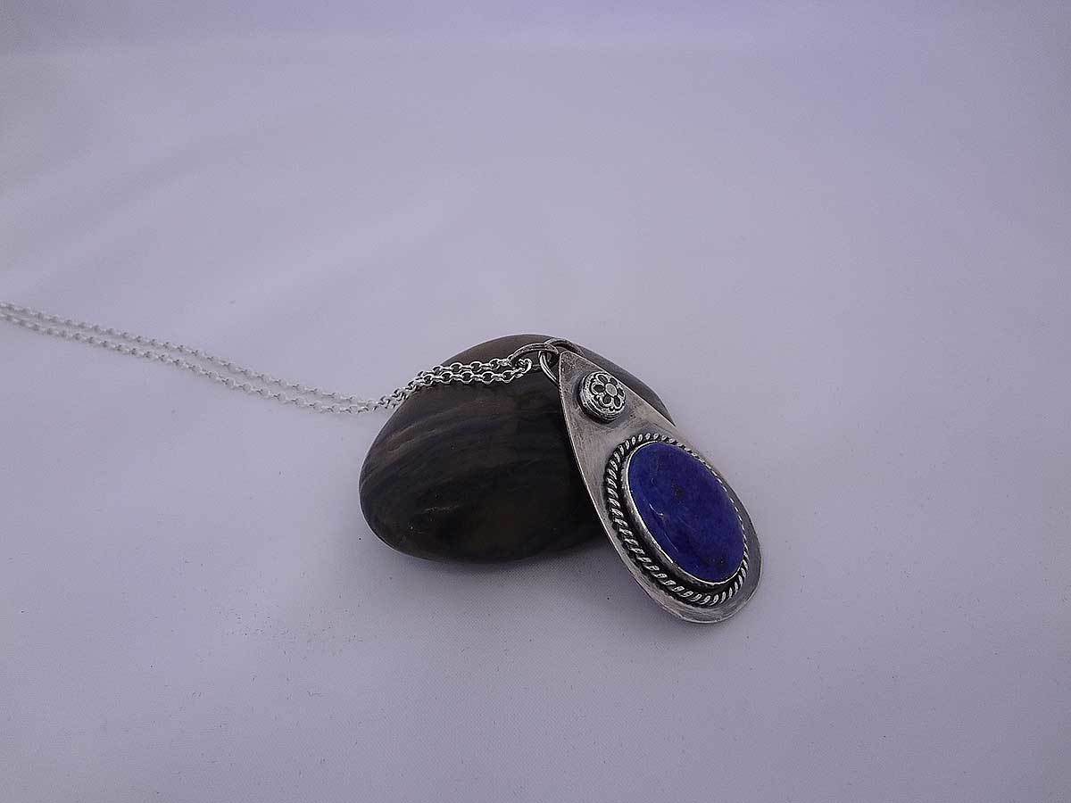 small-stud-earrings-set-dotsdef