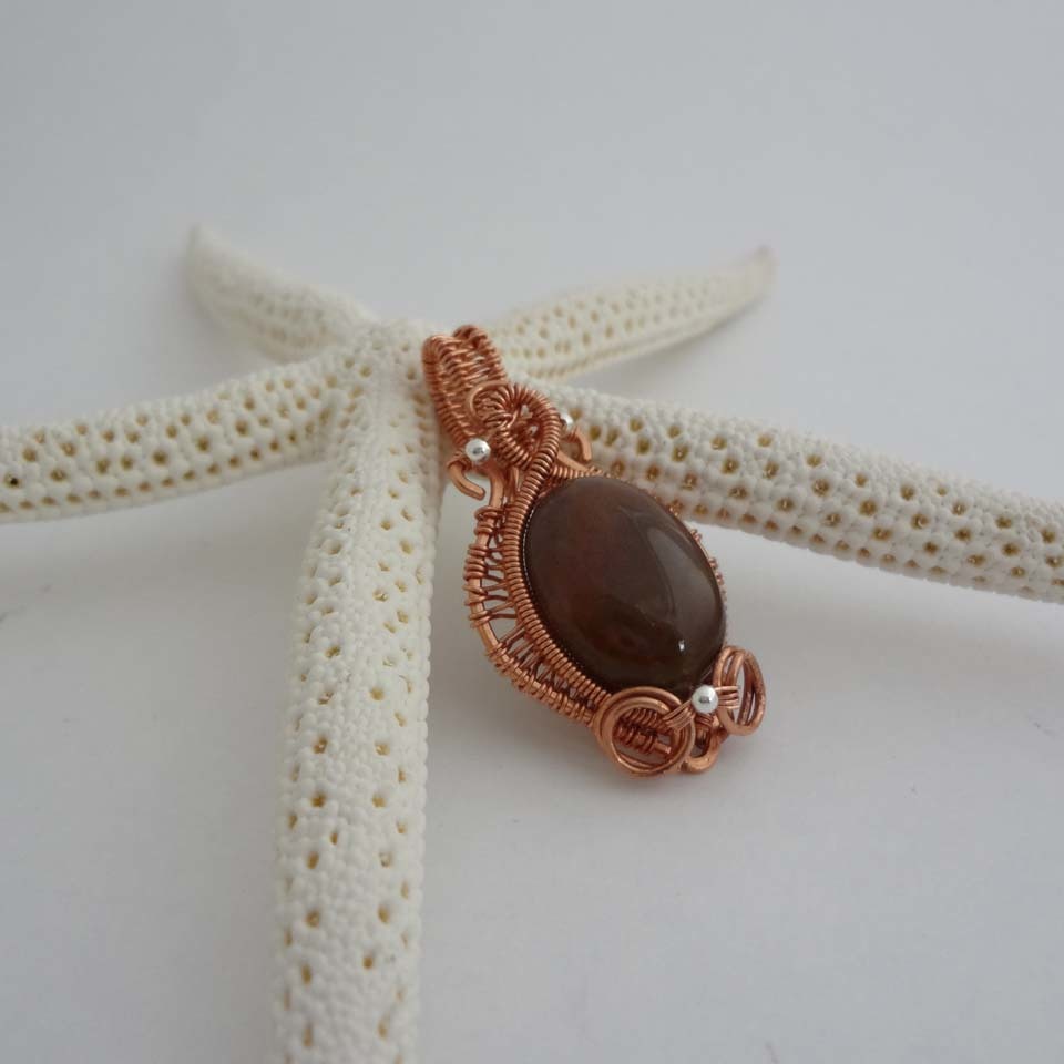 How to make wire wrap stone jewelry