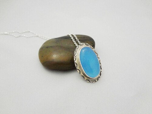 dafina-chalcedony-necklace