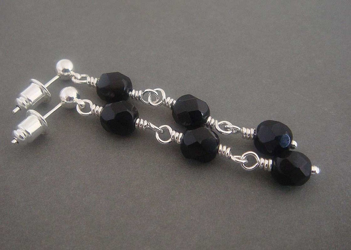 Granada black Silver dangle earrings made by hand