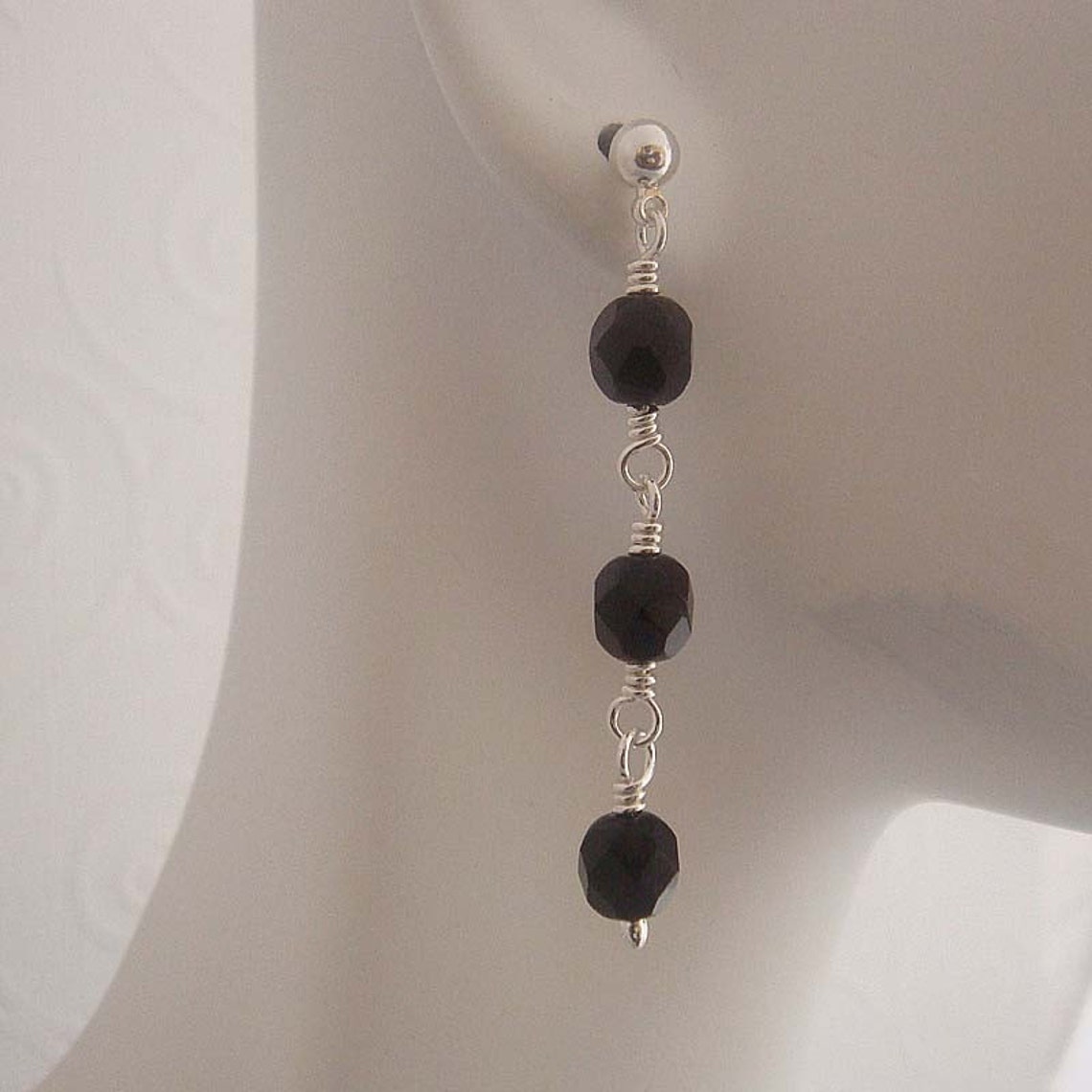 Granada black Silver dangle earrings made by hand