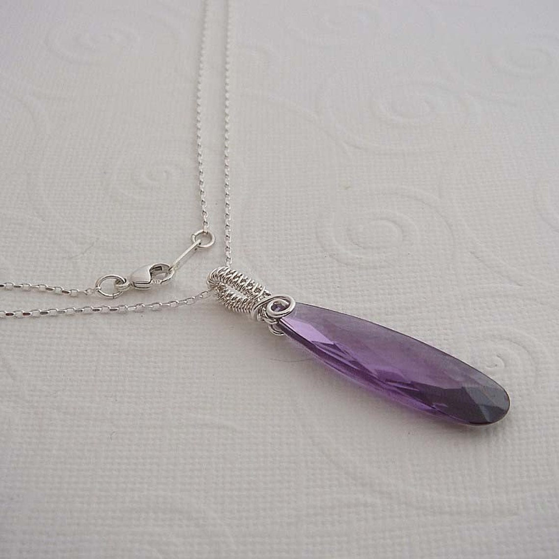 Violette sterling silver necklace pendant in purple