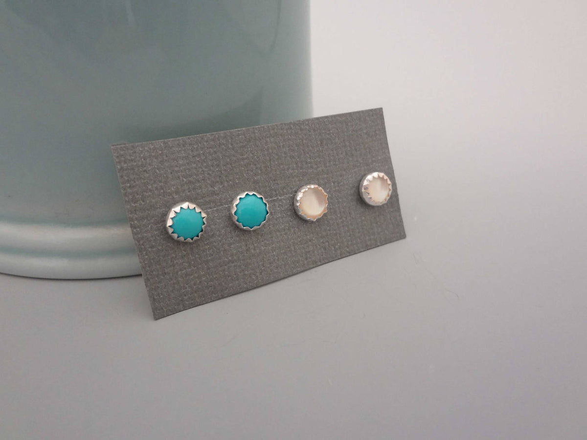 small-stud-earrings-set-dotsc-1