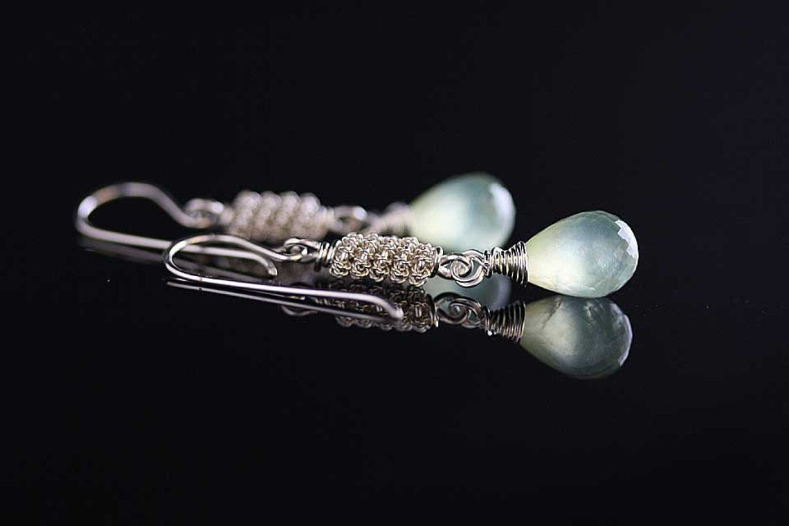 Swings silver dangle earrings made by hand with gemstones