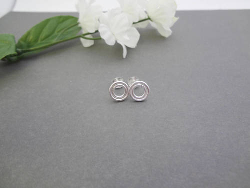 small-stud-earrings-set