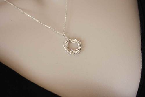 wreath-sterling-silver-necklace